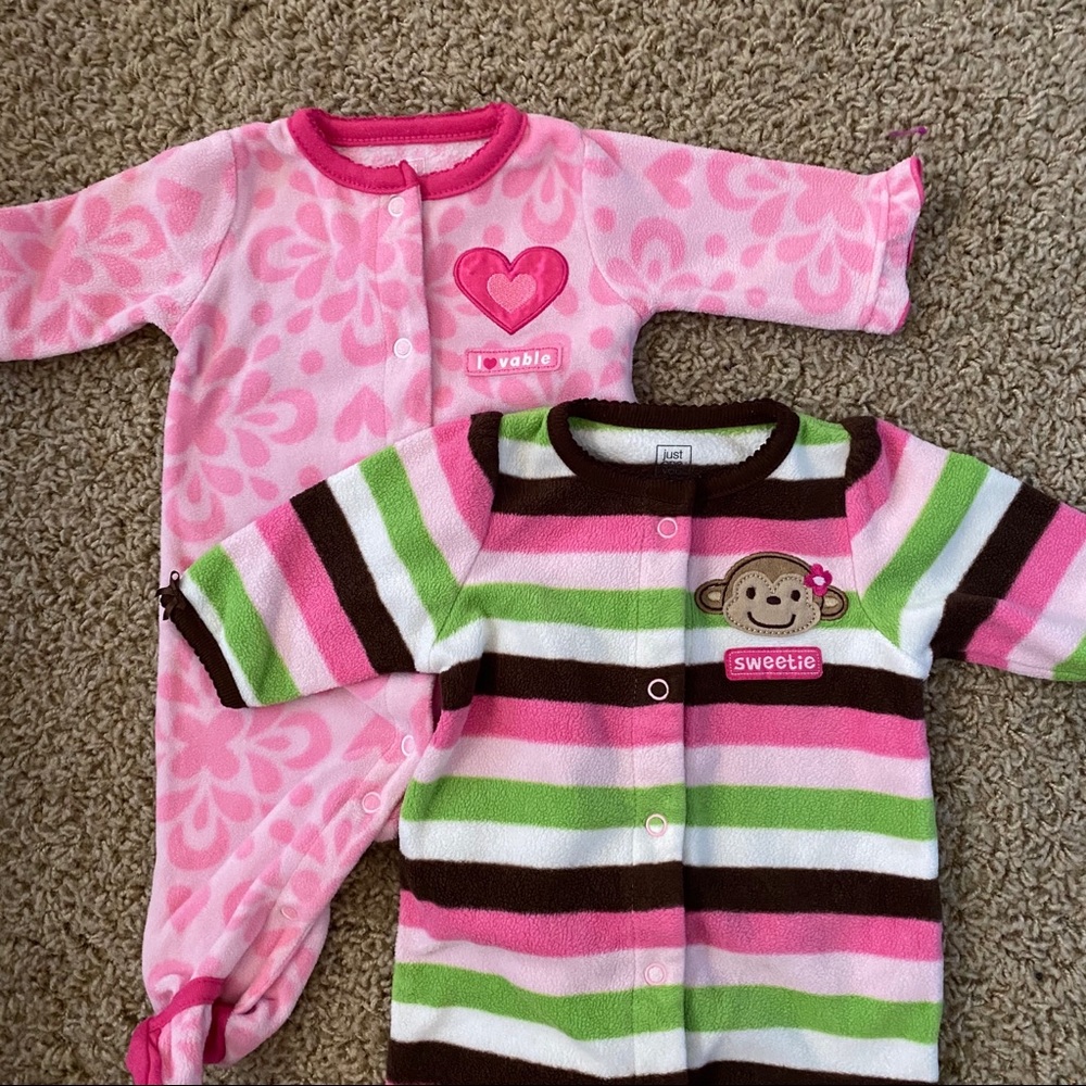 Set of fleece baby pj’s
